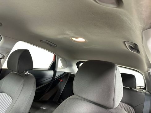 Used 2020 Hyundai Kona SE image 12