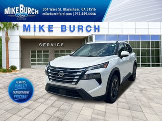 Used 2024 Nissan Rogue SV AWD/4WD video 1