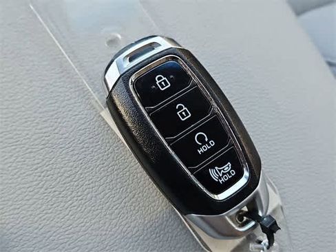 Certified 2023 Hyundai Kona SE image 33