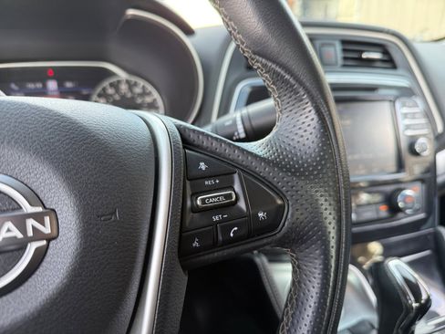Used 2023 Nissan Maxima SV w/ Floor Mat Group image 17