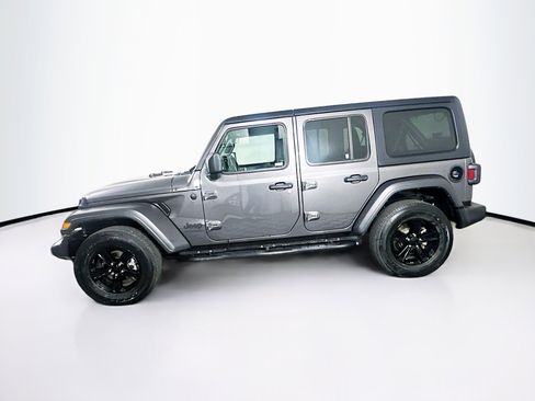 Used 2022 Jeep Wrangler Unlimited Sport image 4