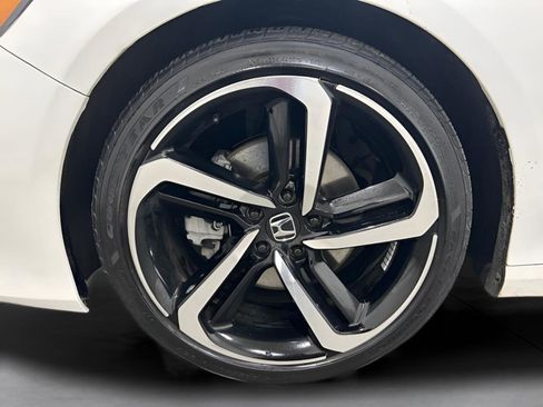 Used 2022 Honda Accord Sport image 12