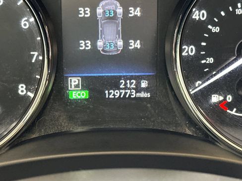 Used 2018 Nissan Rogue SL FWD image 26