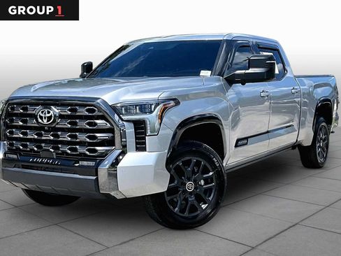 Used 2022 Toyota Tundra Platinum w/ Advanced Package RWD image 1