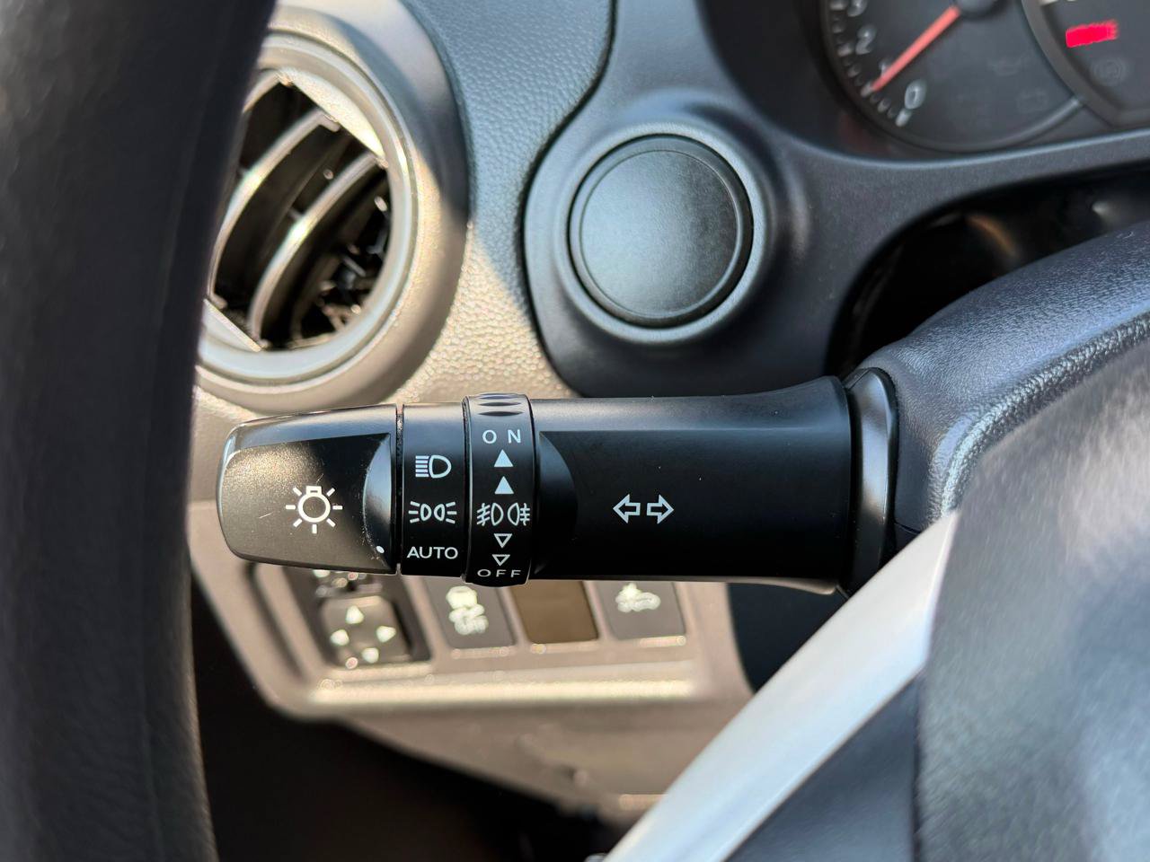 Used 2024 Mitsubishi Mirage LE FWD image 19