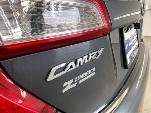 Used 2012 Toyota Camry LE FWD image 9