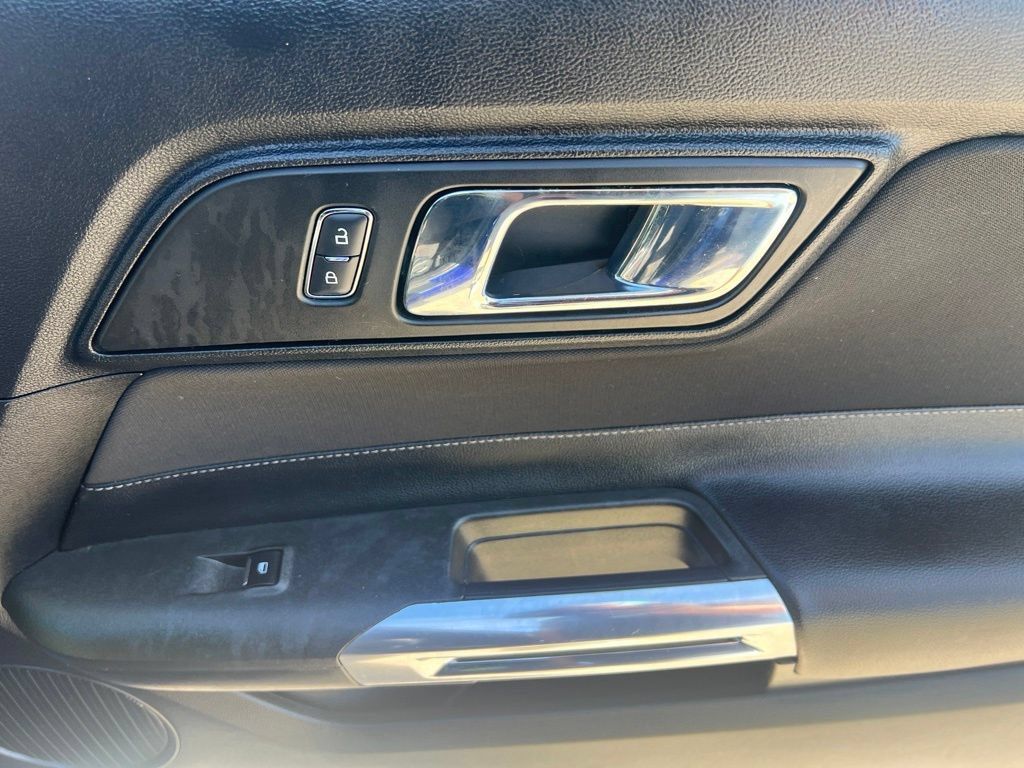 Used 2016 Ford Mustang Convertible w/ Equipment Group 051A RWD image 12