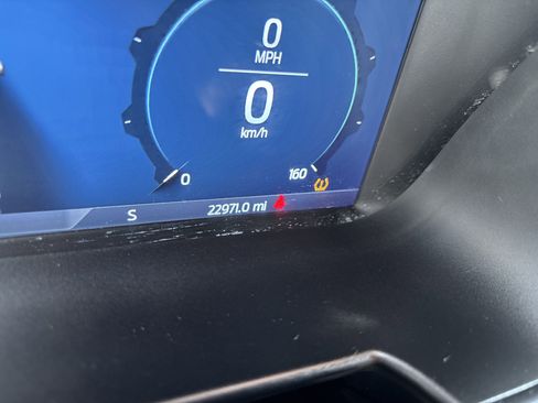 Used 2024 Ford F350 Lariat w/ Camper Package image 21