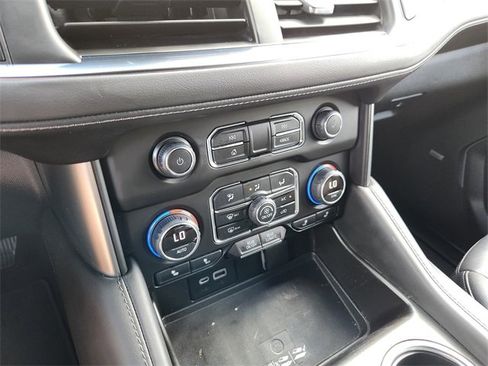 Used 2022 Chevrolet Tahoe LT w/ Luxury Package image 23