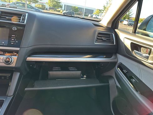 Used 2017 Subaru Legacy 2.5i Sport w/ Popular Package #2A AWD/4WD image 34