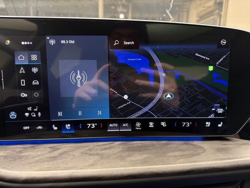 Used 2025 Audi Q5 Premium Plus image 8