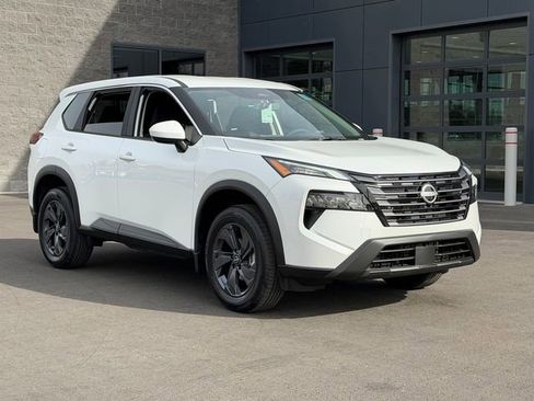 New 2026 Nissan Rogue SV image 9