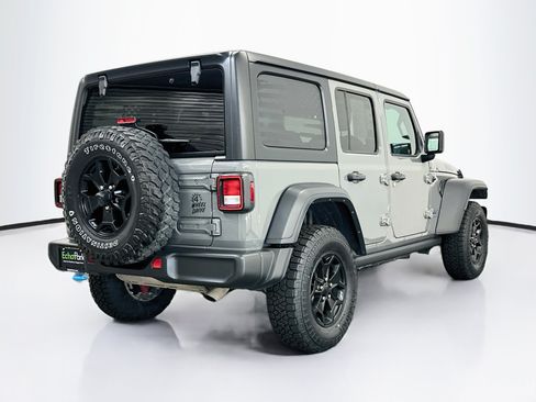 Used 2023 Jeep Wrangler Unlimited w/ Cold Weather Group AWD/4WD image 9