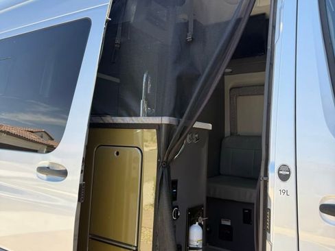 Used 2020 Mercedes-Benz Sprinter 2500 image 5