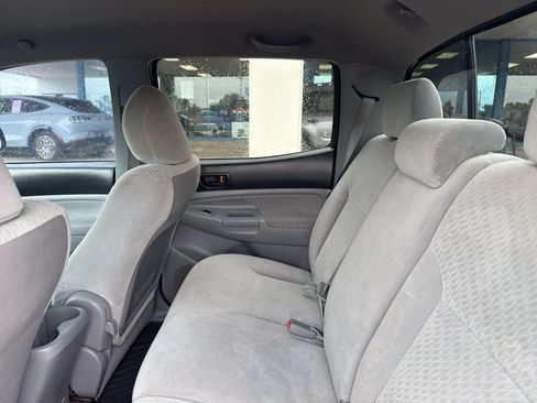 Used 2010 Toyota Tacoma PreRunner RWD image 16