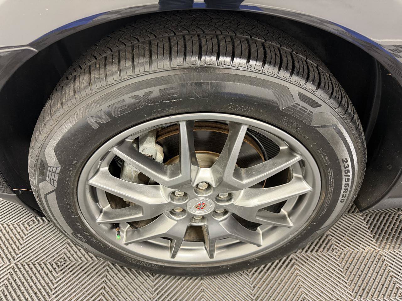 Used 2012 Cadillac SRX Premium FWD image 34