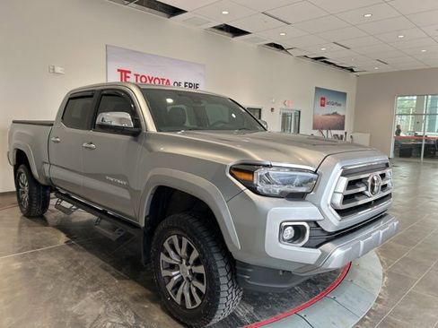 Used 2023 Toyota Tacoma Limited AWD/4WD image 1