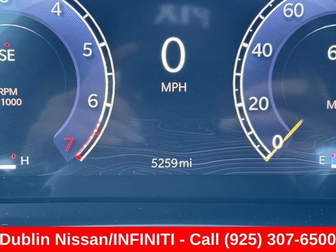 Used 2025 Jeep Grand Cherokee Laredo X w/ Luxury Tech Group I RWD image 42
