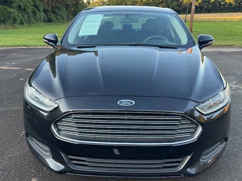 Used 2014 Ford Fusion SE image 3