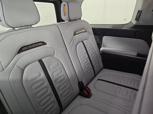 Used 2023 Rivian R1S Adventure image 25