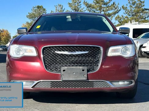 Used 2019 Chrysler 300 Limited image 4