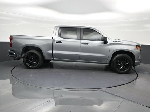 Used 2025 Chevrolet Silverado 1500 Custom w/ Turbomax Blackout Package RWD image 7