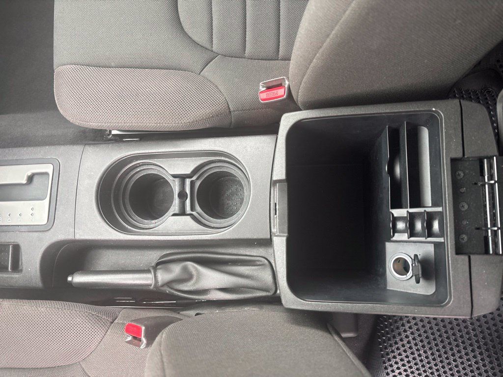 Used 2018 Nissan Frontier S RWD image 14
