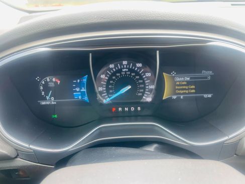 Used 2015 Ford Fusion SE w/ Equipment Group 202A image 18