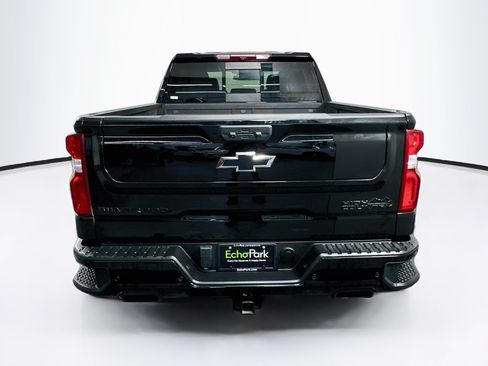 Used 2024 Chevrolet Silverado 1500 High Country w/ Midnight Edition RWD image 7