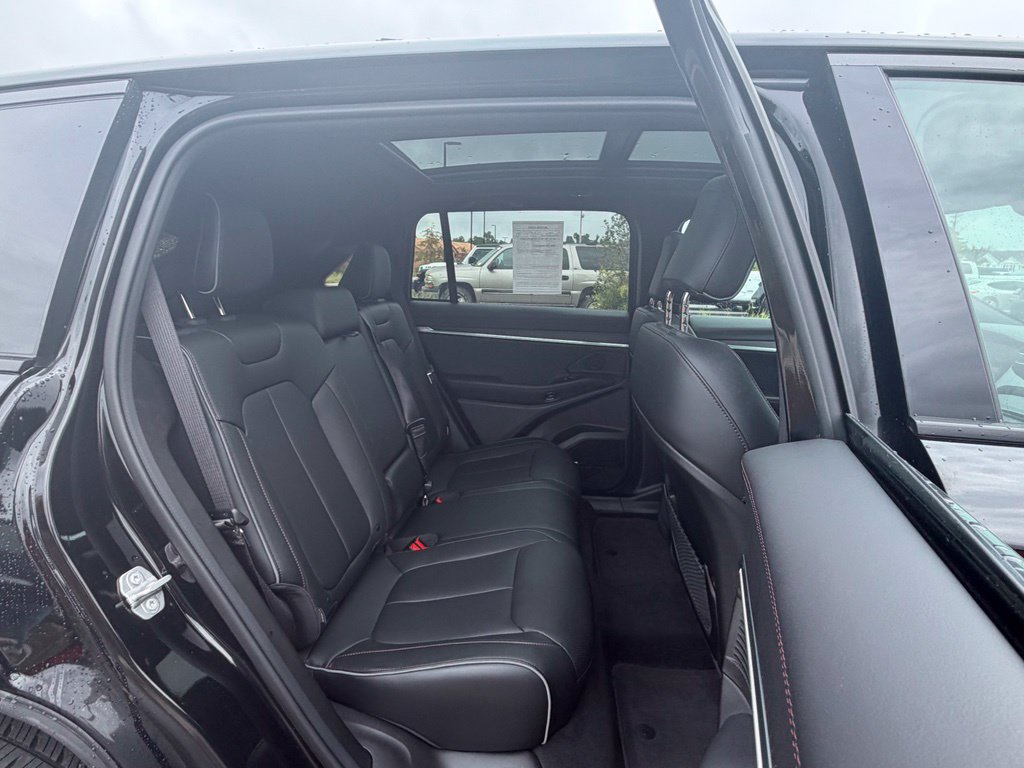 Used 2025 Jeep Wagoneer S Limited AWD/4WD image 46