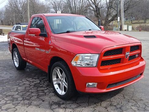 Used 2011 RAM 1500 R/T w/ Remote Start & Security Group image 3