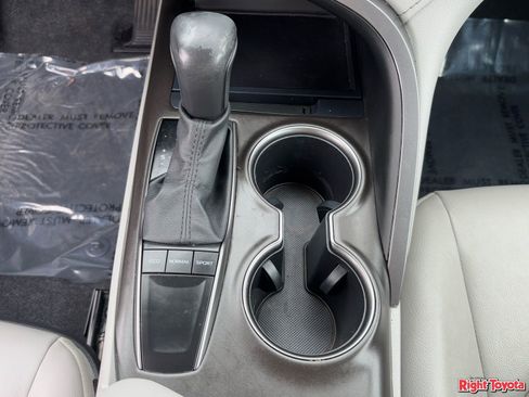 Certified 2023 Toyota Camry SE w/ Blackout Package (TMS) image 30