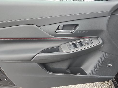 New 2026 Nissan Sentra SR image 9