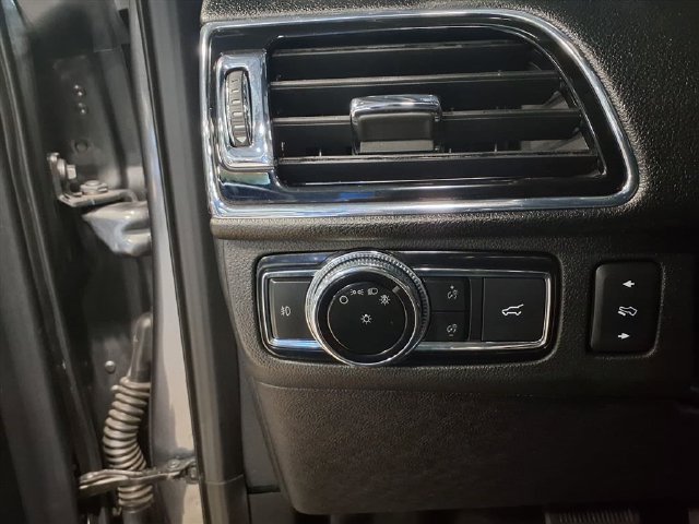 Used 2021 Lincoln Navigator Reserve w/ Luxury Package AWD/4WD image 25