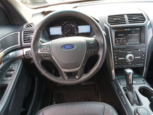 Used 2016 Ford Explorer Limited AWD/4WD image 18