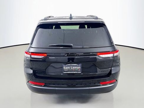 New 2025 Jeep Grand Cherokee Limited image 6