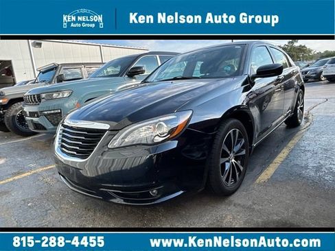 Used 2012 Chrysler 200 S FWD image 1
