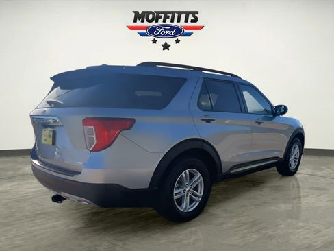 Used 2020 Ford Explorer XLT w/ Equipment Group 202A image 5