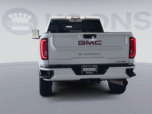 Used 2022 GMC Sierra 2500 AT4 w/ AT4 Preferred Package AWD/4WD image 10