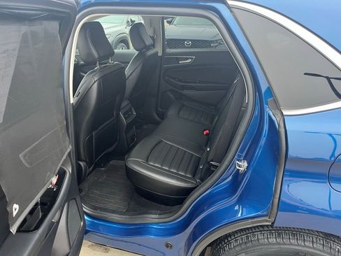 Used 2020 Ford Edge SEL w/ Convenience Package image 12