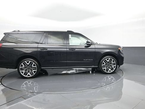 New 2026 Ford Expedition Max Platinum w/ Platinum Ultimate Package AWD/4WD image 4