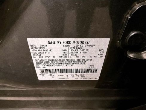 Used 2022 Ford Explorer XLT AWD/4WD image 33