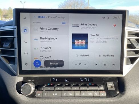 Used 2025 Toyota Tundra Limited image 19