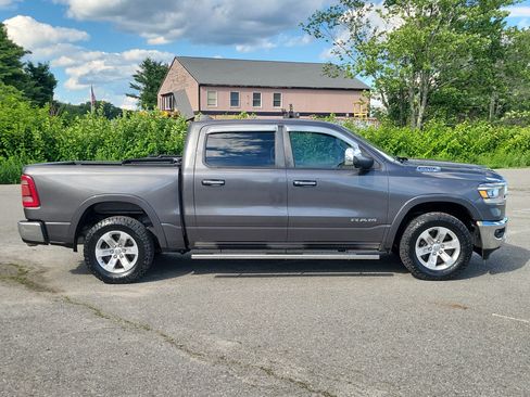 Used 2019 RAM 1500 Laramie AWD/4WD image 4