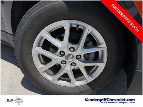 Certified 2023 Chevrolet Equinox LT AWD/4WD image 9