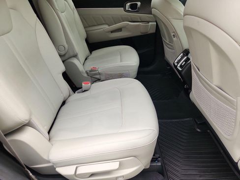 Used 2023 Kia Sorento SX AWD/4WD image 27