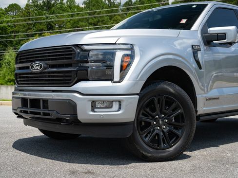Used 2025 Ford F150 Platinum w/ Equipment Group 702A High AWD/4WD image 6