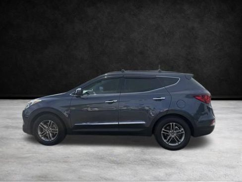 Used 2017 Hyundai Santa Fe Sport image 9