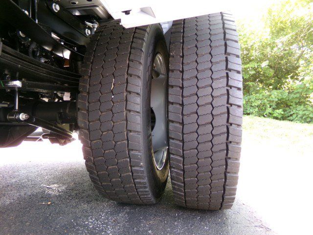 New 2026 Ford F450 Platinum w/ FX4 Off-Road Package AWD/4WD image 7