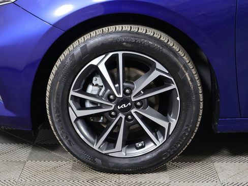 Used 2023 Kia Forte LXS w/ LXS Technology Package image 24